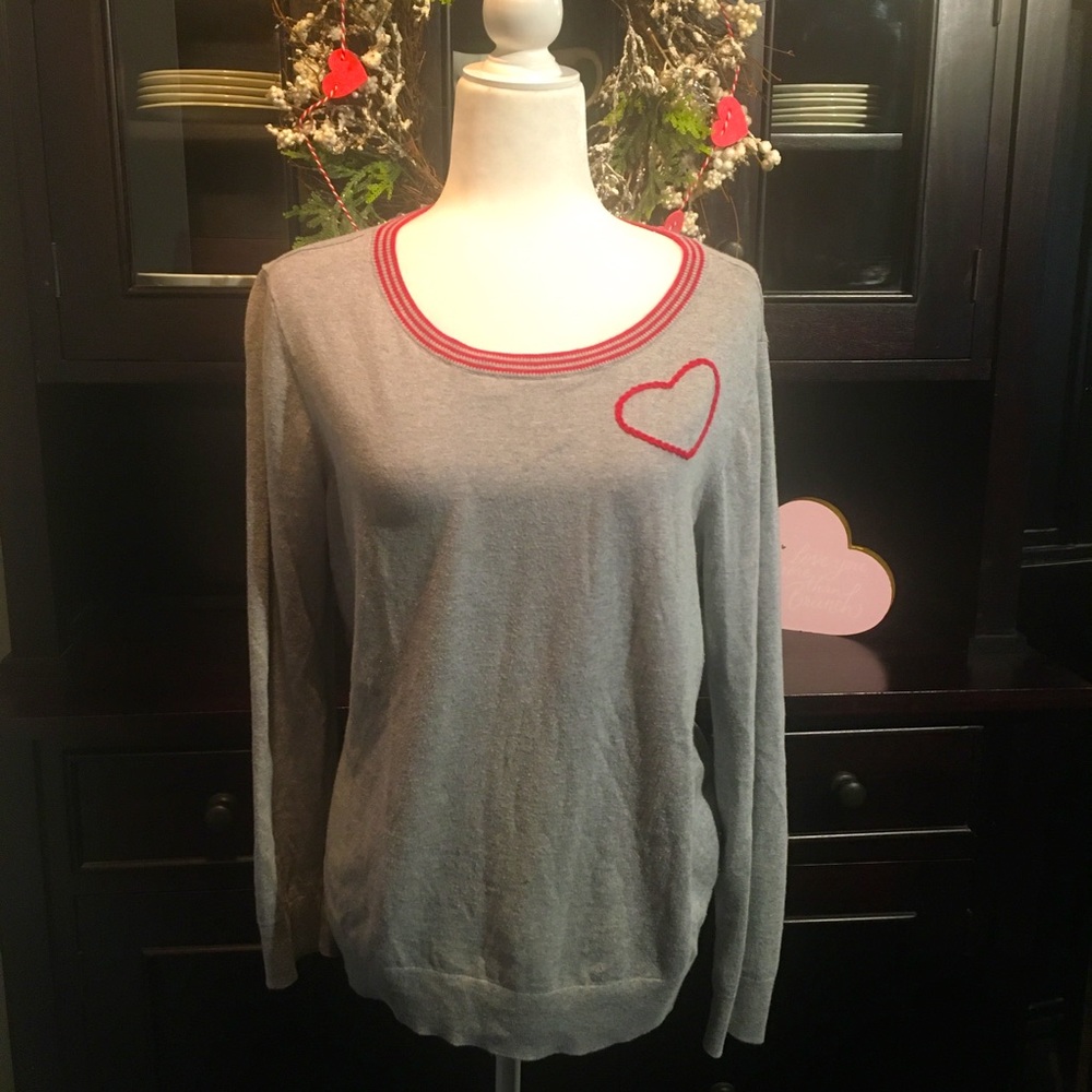 LOFT Heart ❤️ Cotton Sweater, Gray and Red. Large